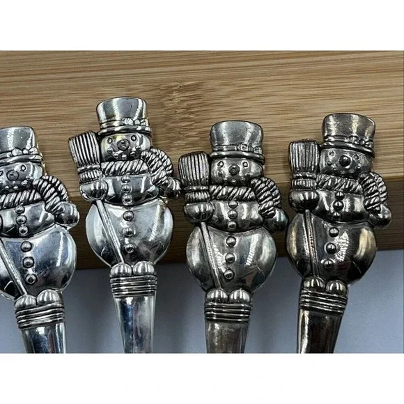 4 Snowman Silverplated hors d’oeuvre Forks By International Silver Co. 5 1/2” - Picture 2 of 9